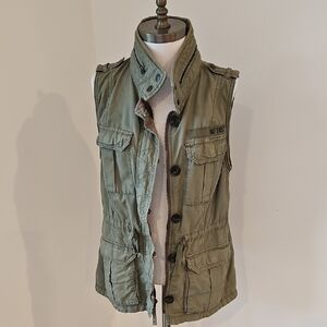 Abercrombie + Fitch Fatigue Olive Green Utility Vest